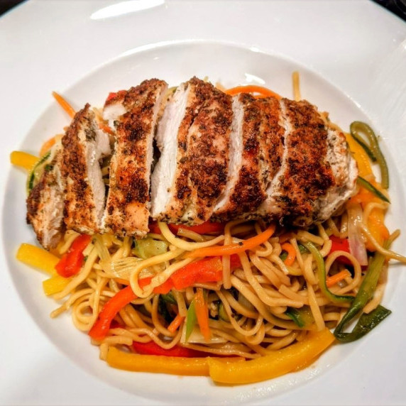 Garlick Bites | Thai Style Spicy Chicken with Stir Fry Noodles