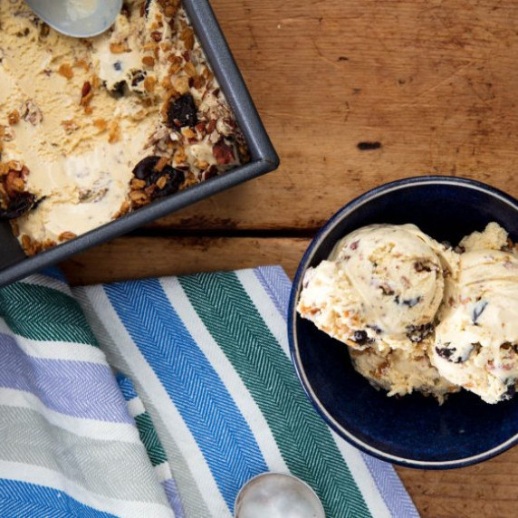 Oatmeal Cookie Ice Cream