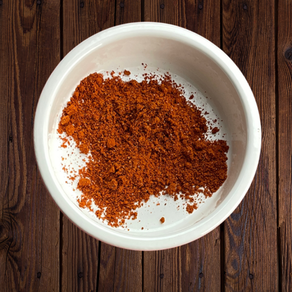 vindaloo spice mix in a white bowl