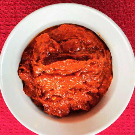 homemade vegan harissa paste