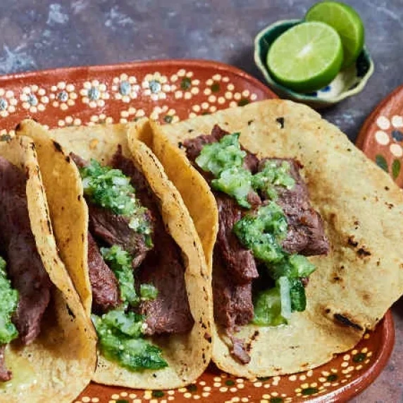 Tacos de Arrachera Skirt tacos on a plate