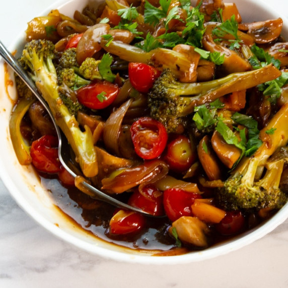 Ponzu citrus sauce gives this Asian veg stir-fry the most incredible umami-rich flavor. You won’t be