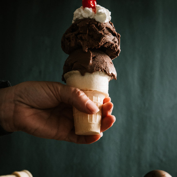chocolate ice cream cone 