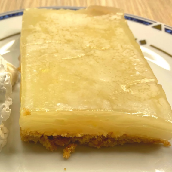 Creamy Vegan Lemon Bars