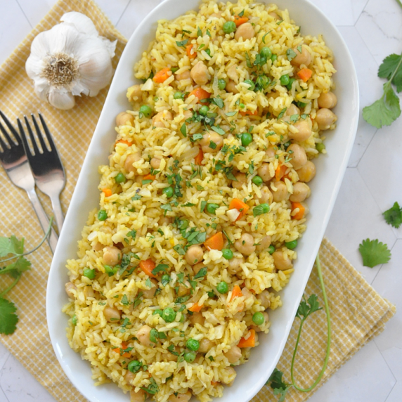 Garlic Rice with Chickpeas