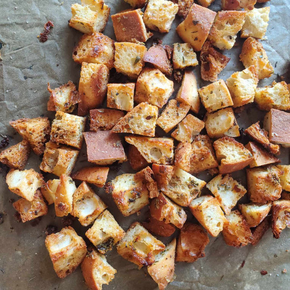 Golden brown, toasted cubes of crusty bread