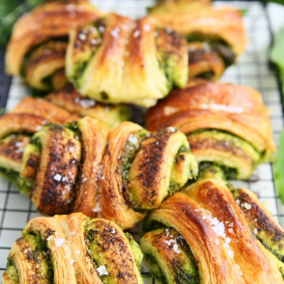 Bärlauch-Franzbrötchen – Wild Garlic Franzbrötchen