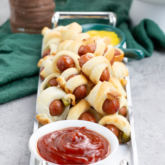 mini hot dogs