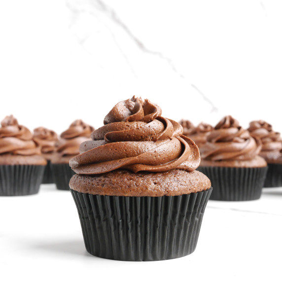 Fudgy and Fluffy Chocolate Buttercream Frosting 