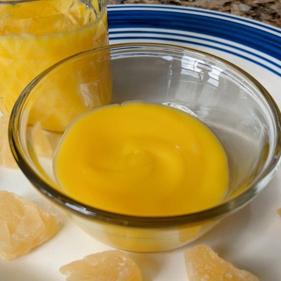 Pineapple curd in a bowl