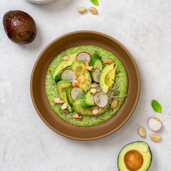 Avocado salad with macadamia and avocado pesto