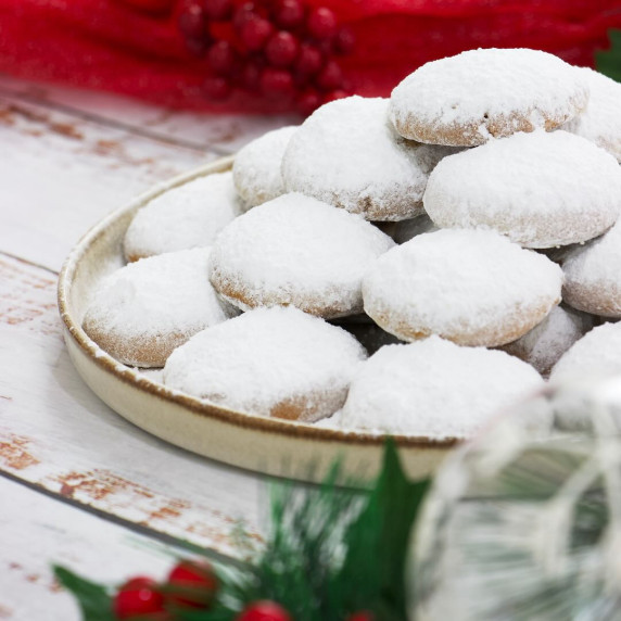 Traditional Kourabiedes Cookies