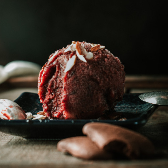 SCOOP OF CHERRY SORBET 