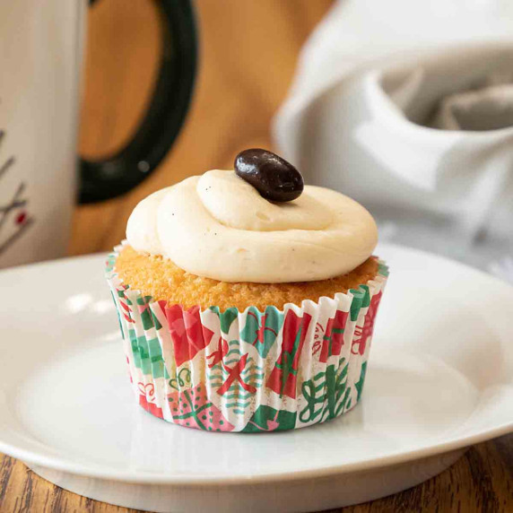 White Chocolate Baileys Cupcakes 