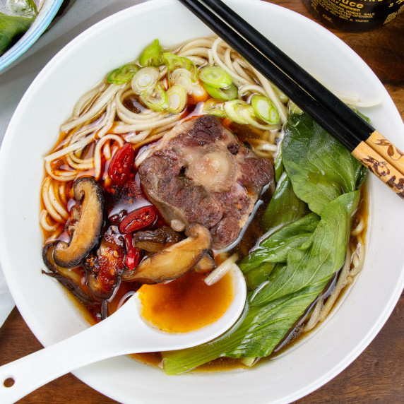 oxtail noodle soup