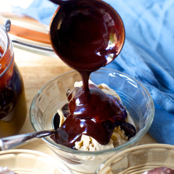 Best Hot Fudge Sauce