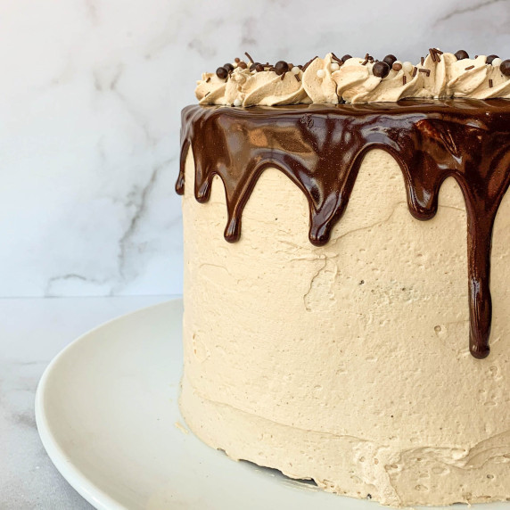 chocolate peanut butter cake
