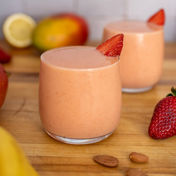 Easy Strawberry Banana Mango Smoothie