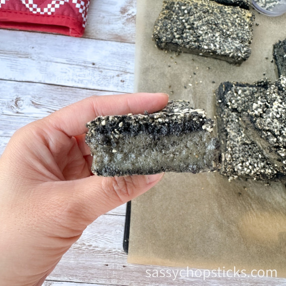 black sesame mochi