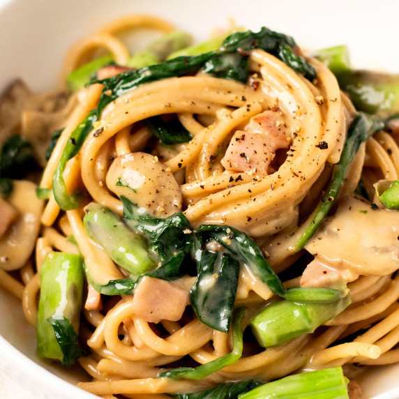 A bowl of vegetable carbonara.
