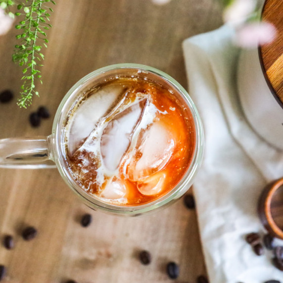 cold brew coffee from coarsely ground coffee beans
