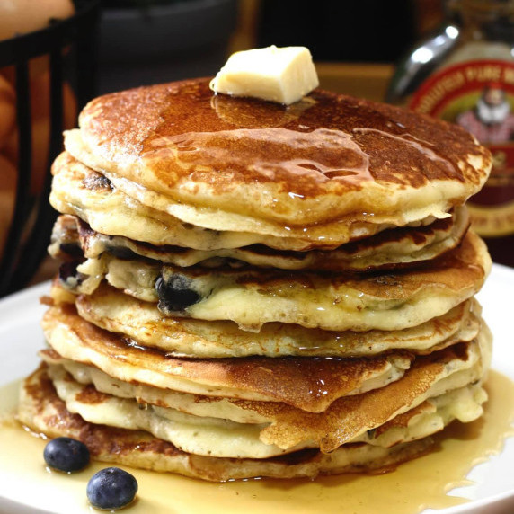 buttermilk fluffy pancakes