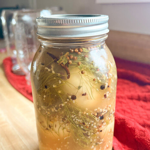 pickled eggs in mason jar