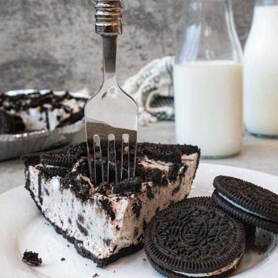 oreo chocolate pie with a fork