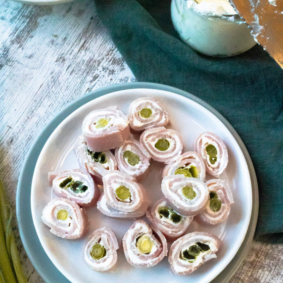 Simple Ham Pinwheels on plate