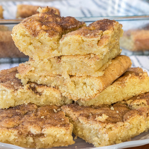 Snickerdoodle bars on a plate.