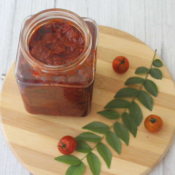 Indian Tomato Pickle or Thakkali Thokku