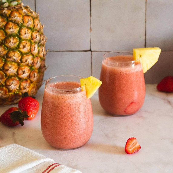 Pineapple Strawberry Smoothie